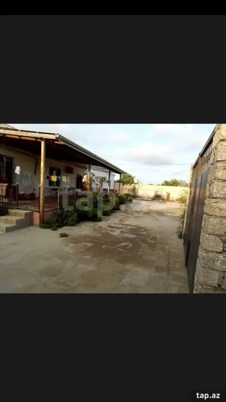 Satılır 3 otaqlı həyət evi 120 m²