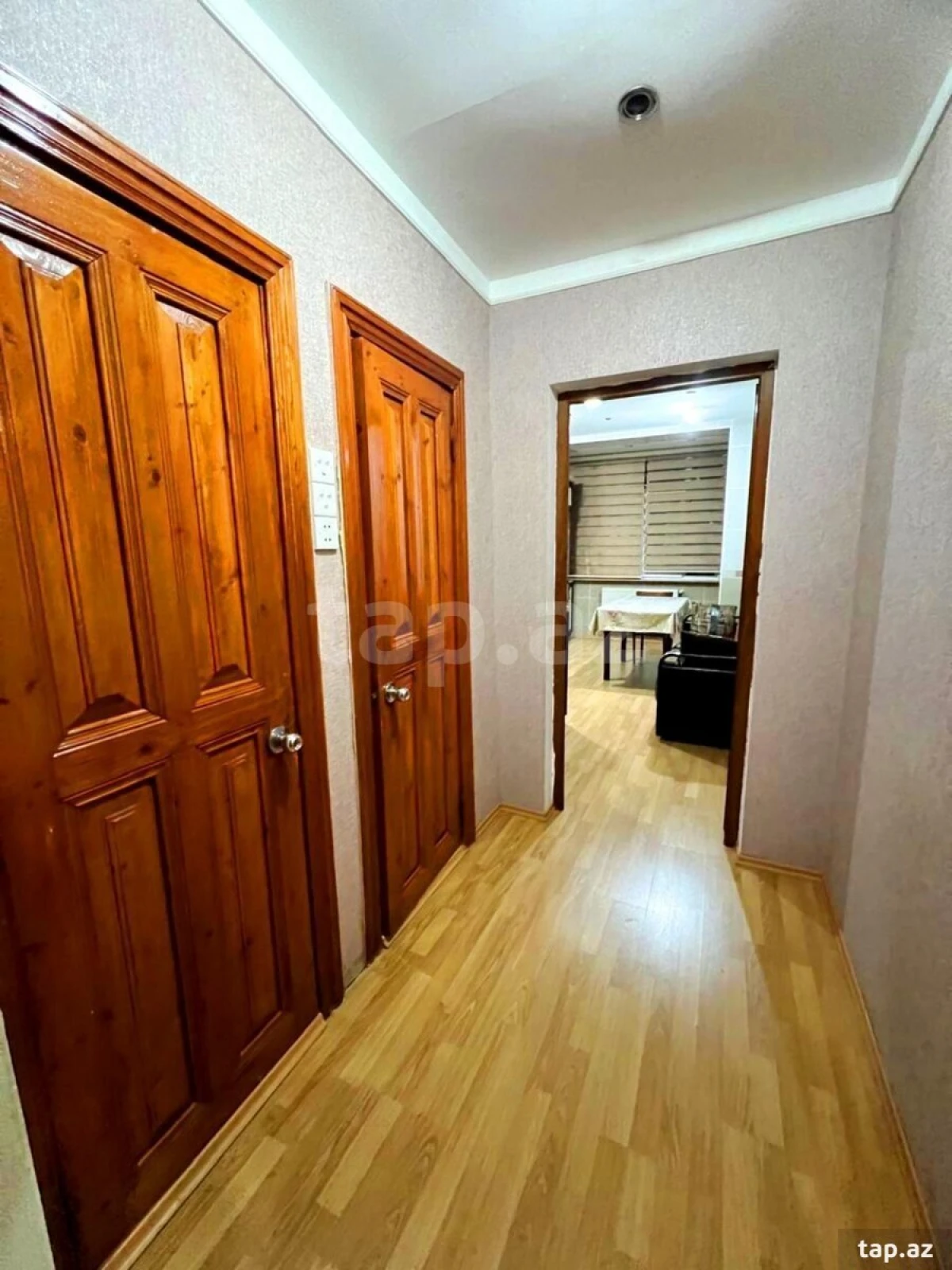 Satılır 5 otaqlı mənzil 115 m²