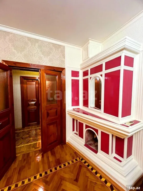 Satılır 5 otaqlı mənzil 115 m²