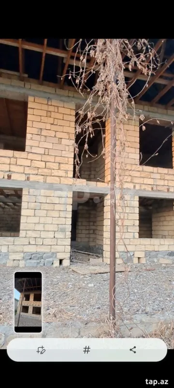 Satılır 6 otaqlı həyət evi