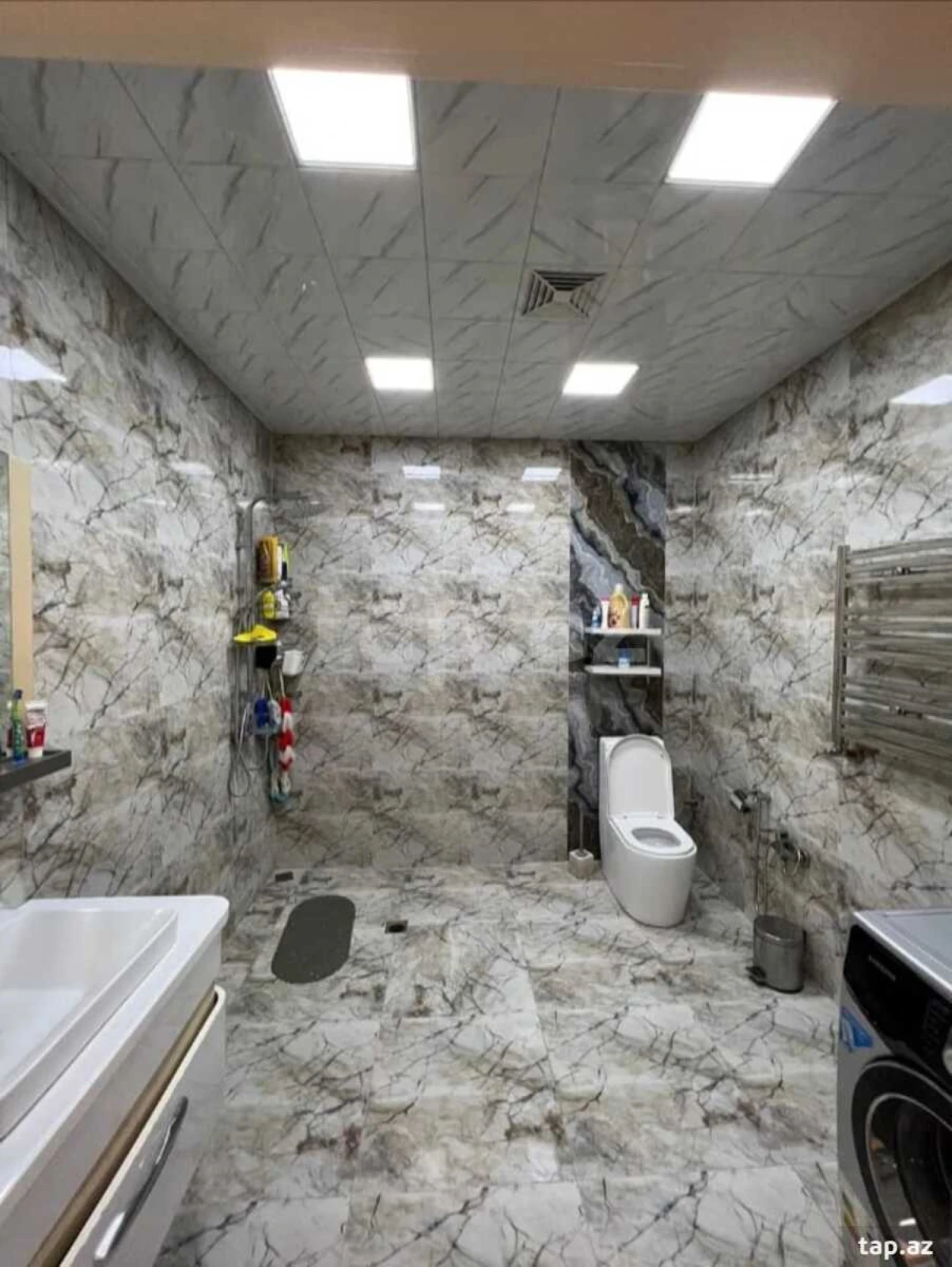 Satılır 3 otaqlı yeni tikili 137 m²