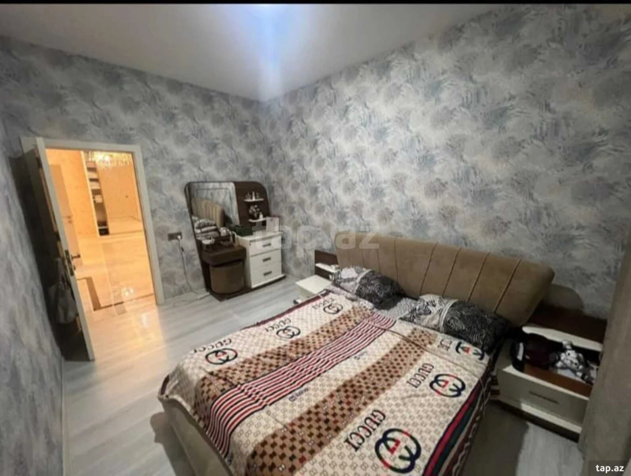 Satılır 3 otaqlı yeni tikili 137 m²