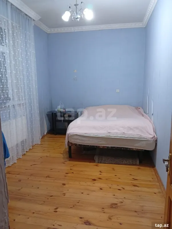 Satılır 3 otaqlı həyət evi