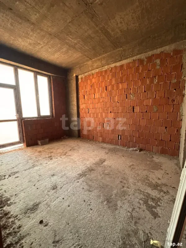 Satılır 2 otaqlı yeni tikili 86.5 m²