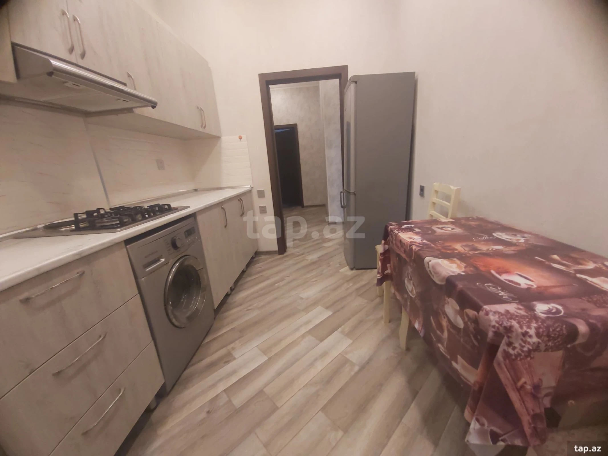 Kirayə verilir 3 otaqlı yeni tikili 80 m²