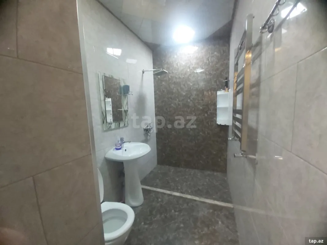 Kirayə verilir 3 otaqlı yeni tikili 80 m²
