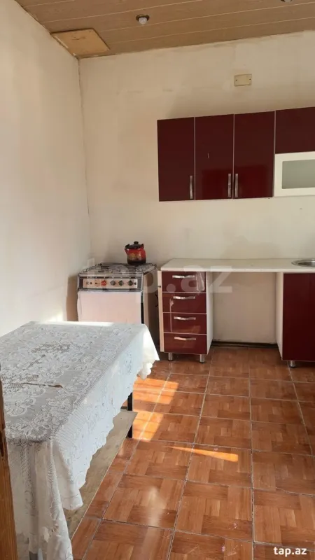 Kirayə verilir 1 otaqlı həyət evi 35 m²