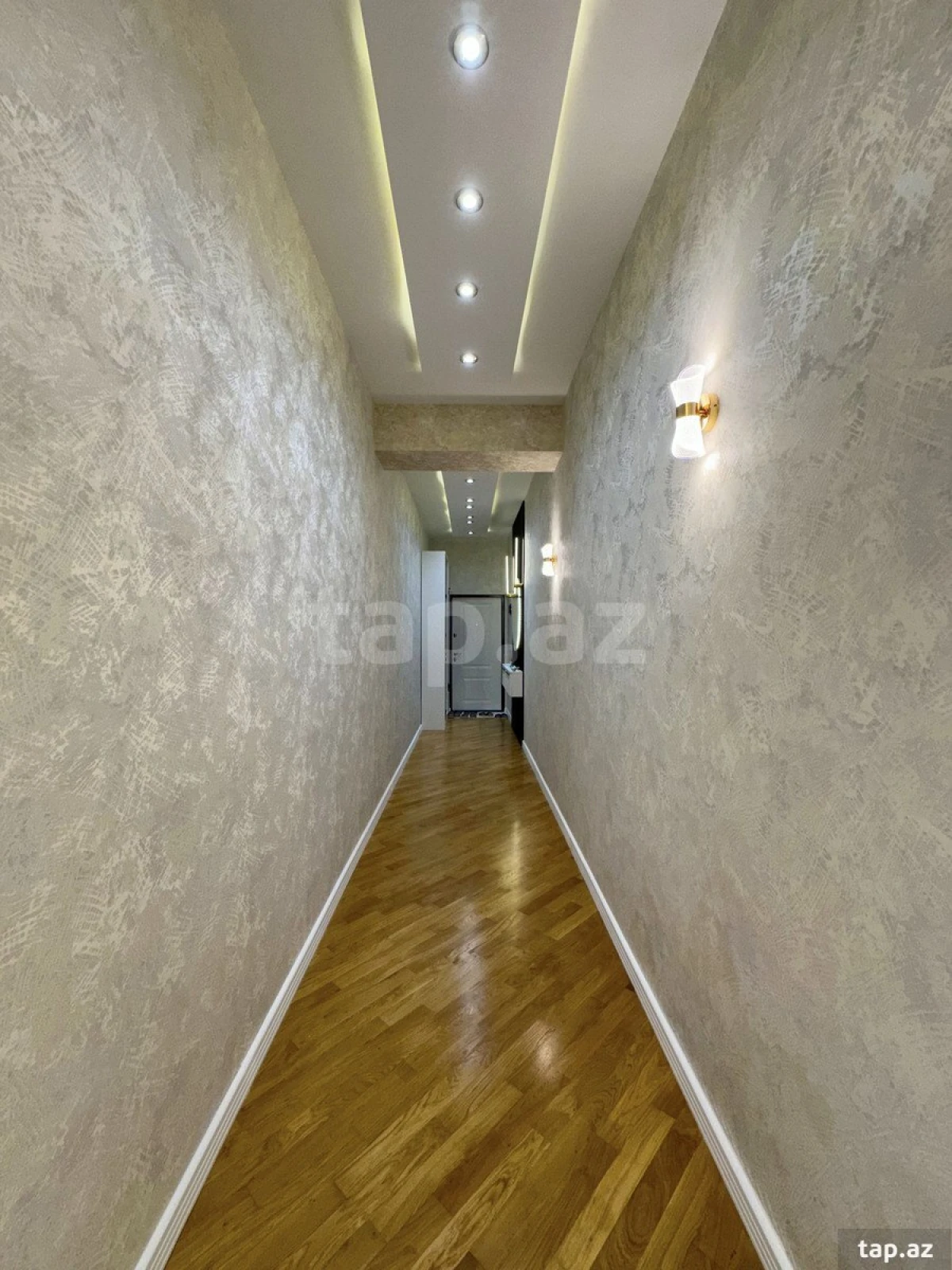 Satılır 2 otaqlı yeni tikili 90 m²