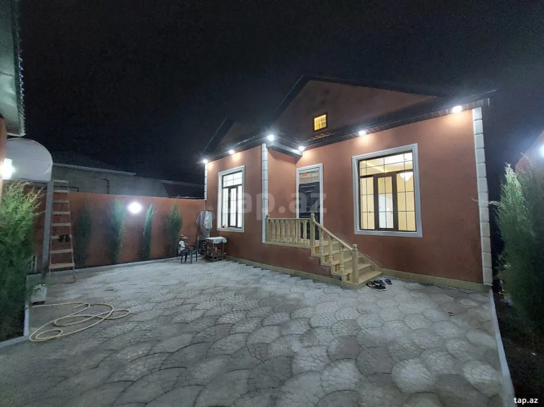 Satılır 3 otaqlı həyət evi
