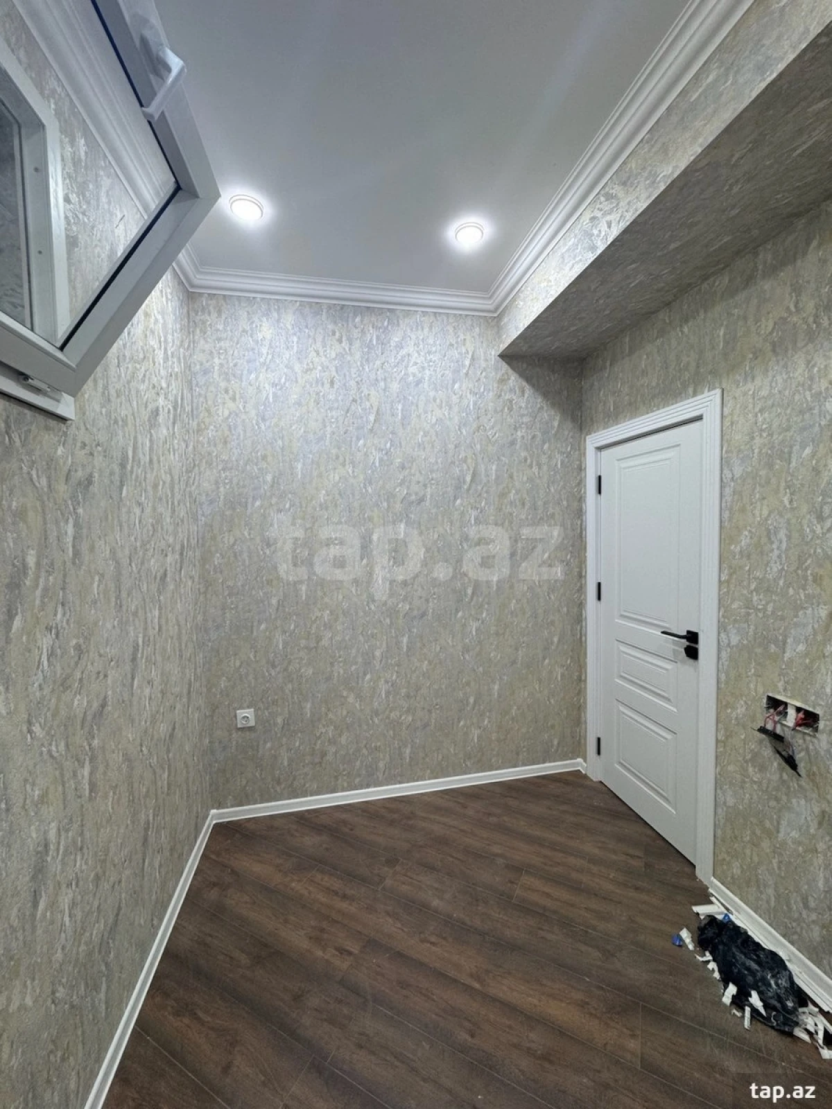 Satılır 2 otaqlı yeni tikili 61 m²