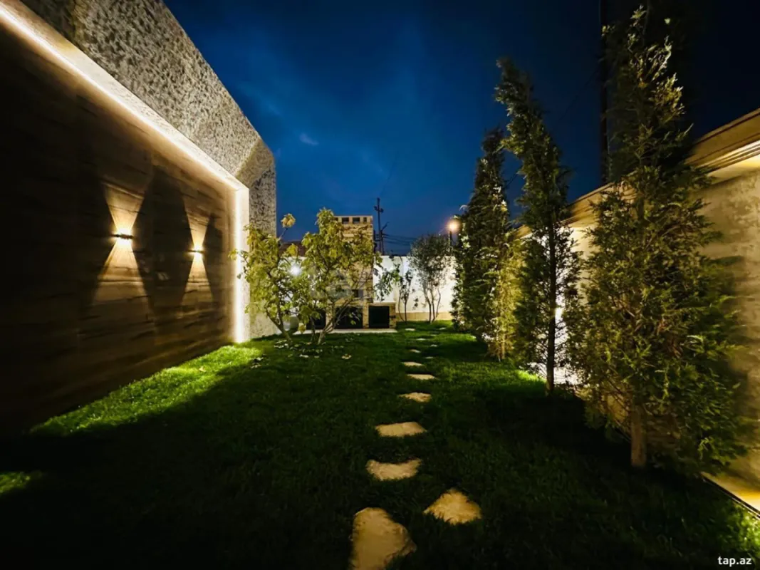 Satılır 5 otaqlı həyət evi