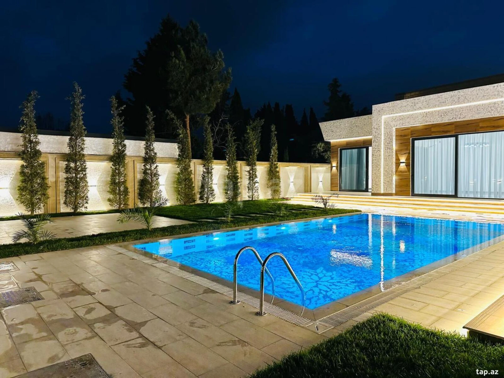 Satılır 5 otaqlı həyət evi