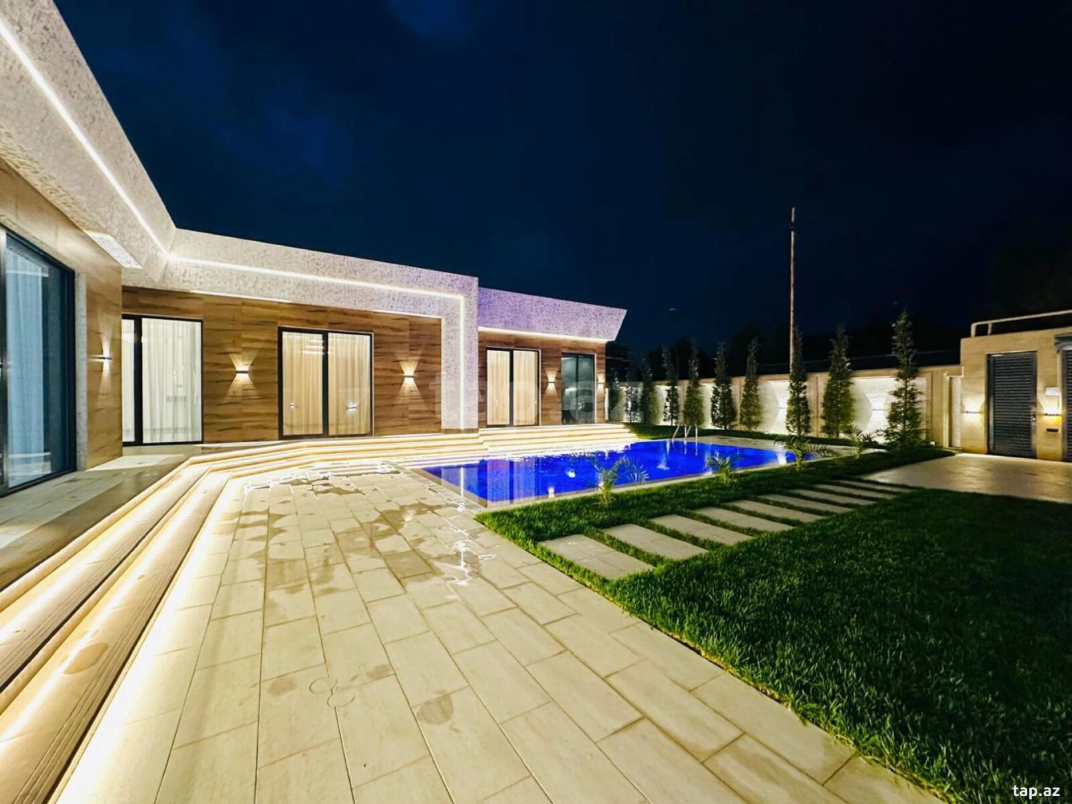 Satılır 5 otaqlı həyət evi