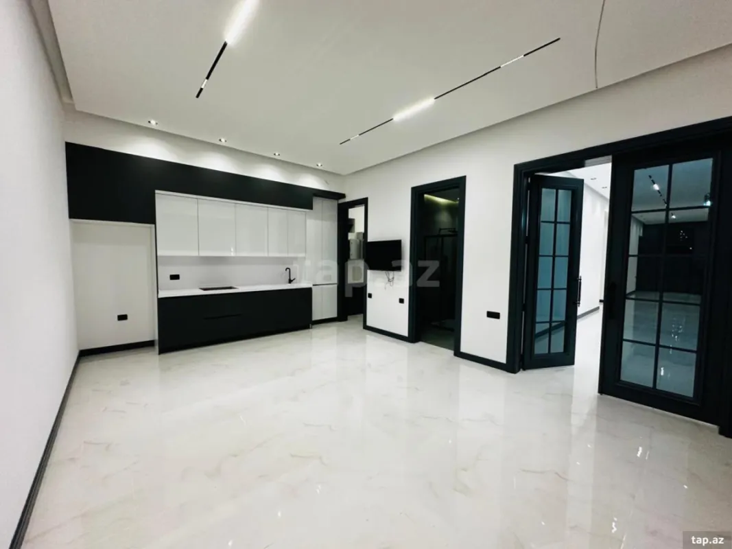 Satılır 5 otaqlı həyət evi