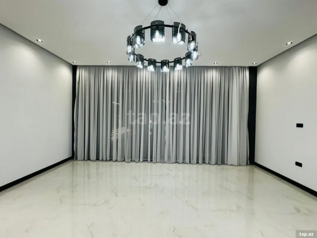 Satılır 5 otaqlı həyət evi