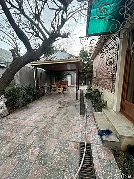 Satılır 3 otaqlı həyət evi
