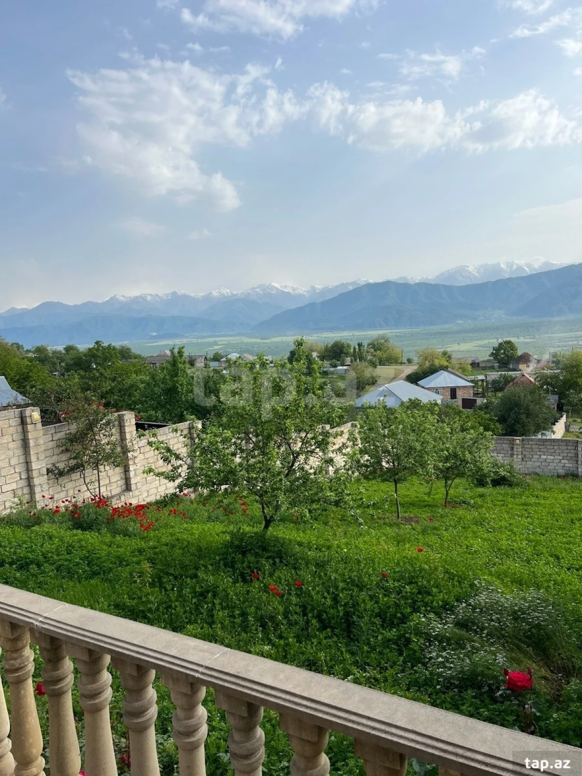 Satılır 3 otaqlı həyət evi