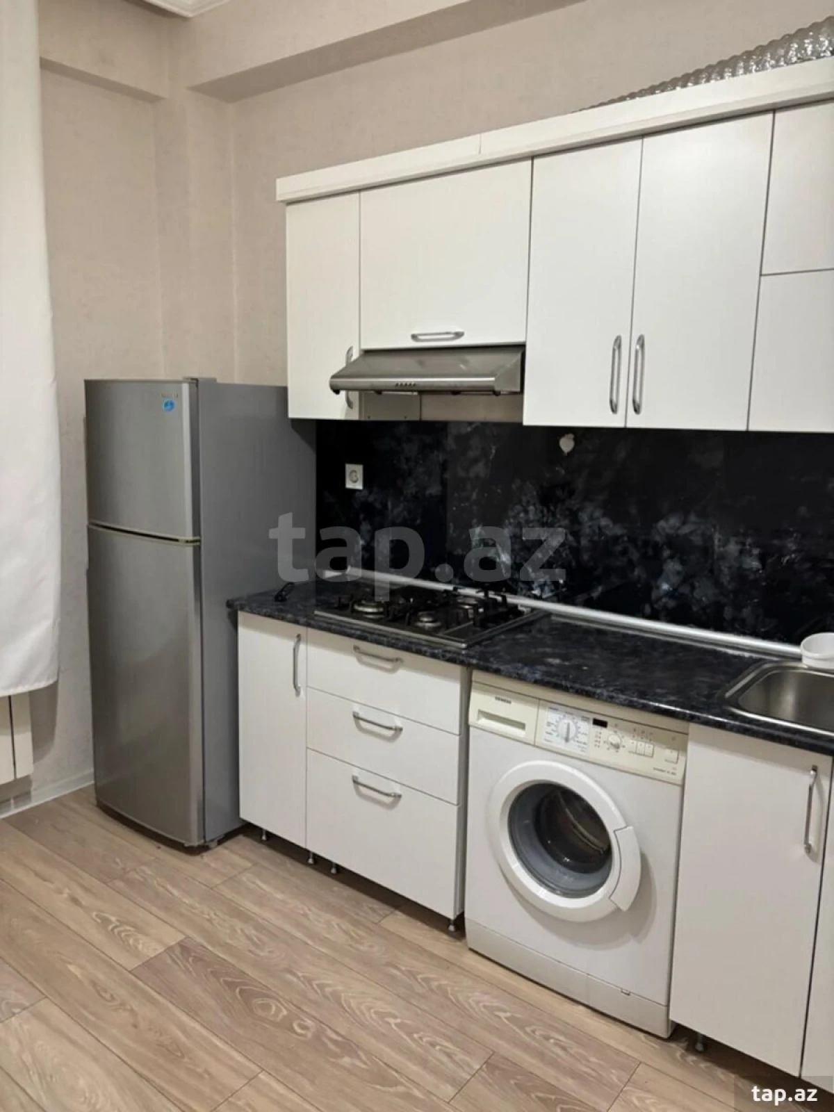 Kirayə verilir 1 otaqlı yeni tikili 47 m²