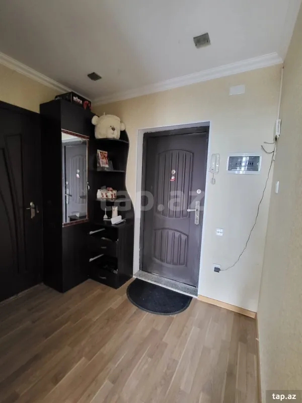 Satılır 2 otaqlı yeni tikili 60 m²