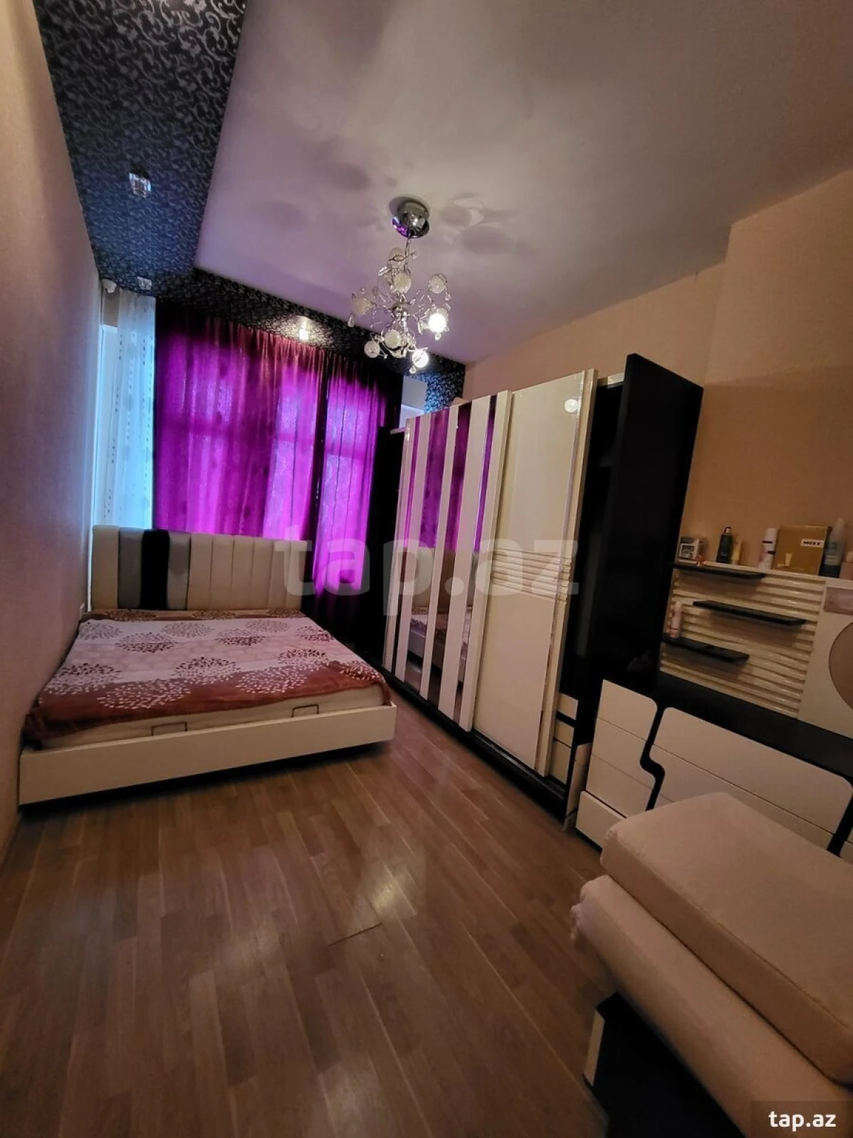 Satılır 2 otaqlı yeni tikili 60 m²