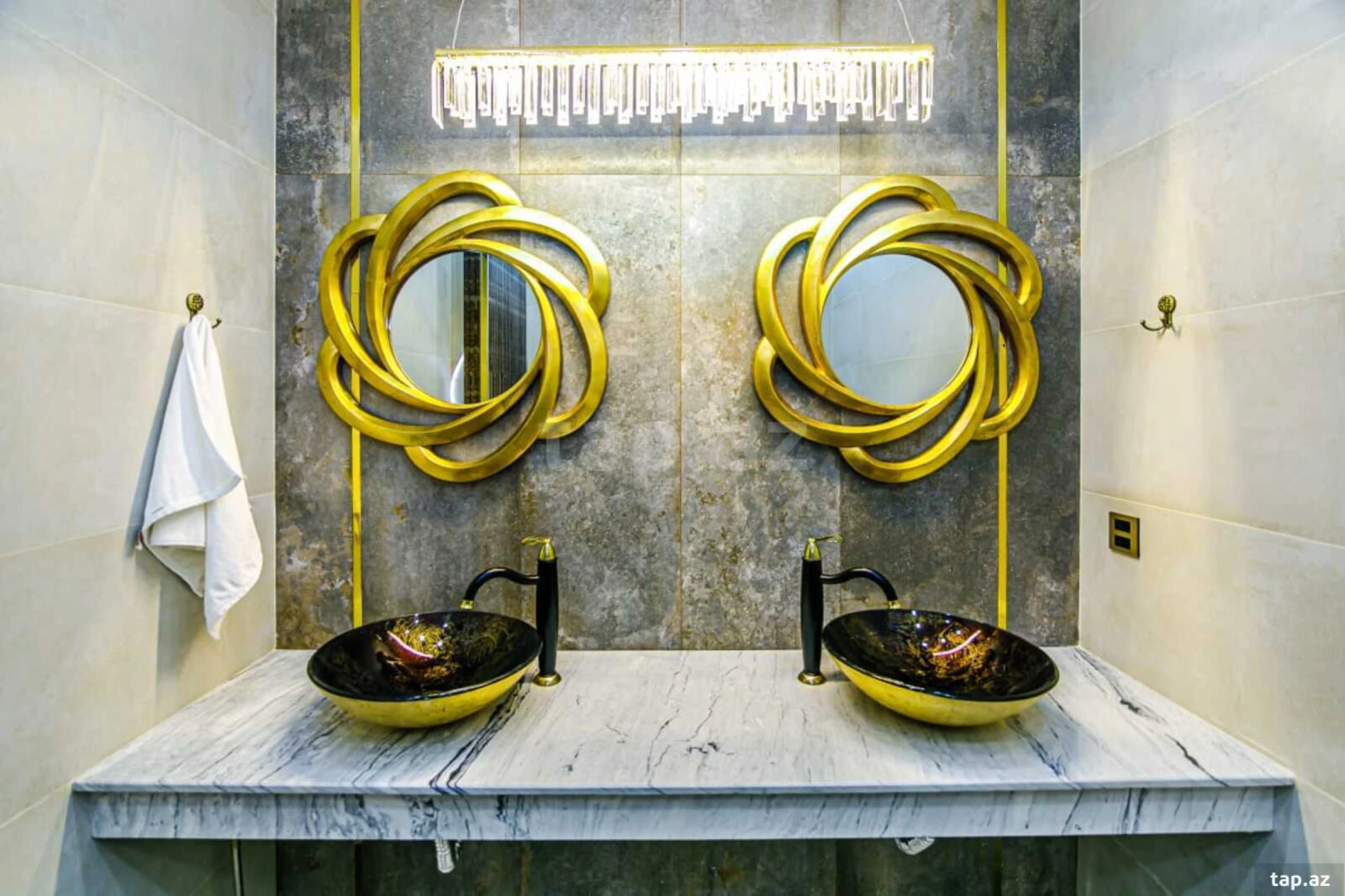 Kirayə verilir 2 otaqlı yeni tikili 104 m²