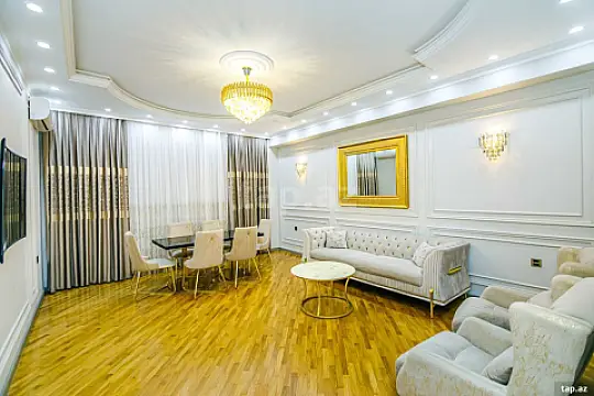 Kirayə verilir 2 otaqlı yeni tikili 104 m²