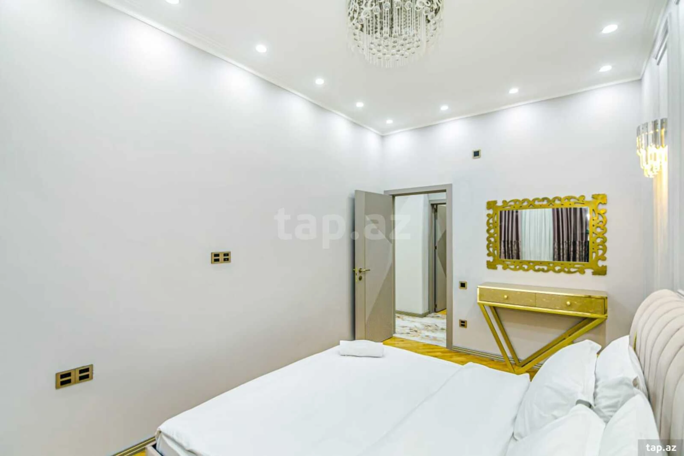 Kirayə verilir 2 otaqlı yeni tikili 104 m²