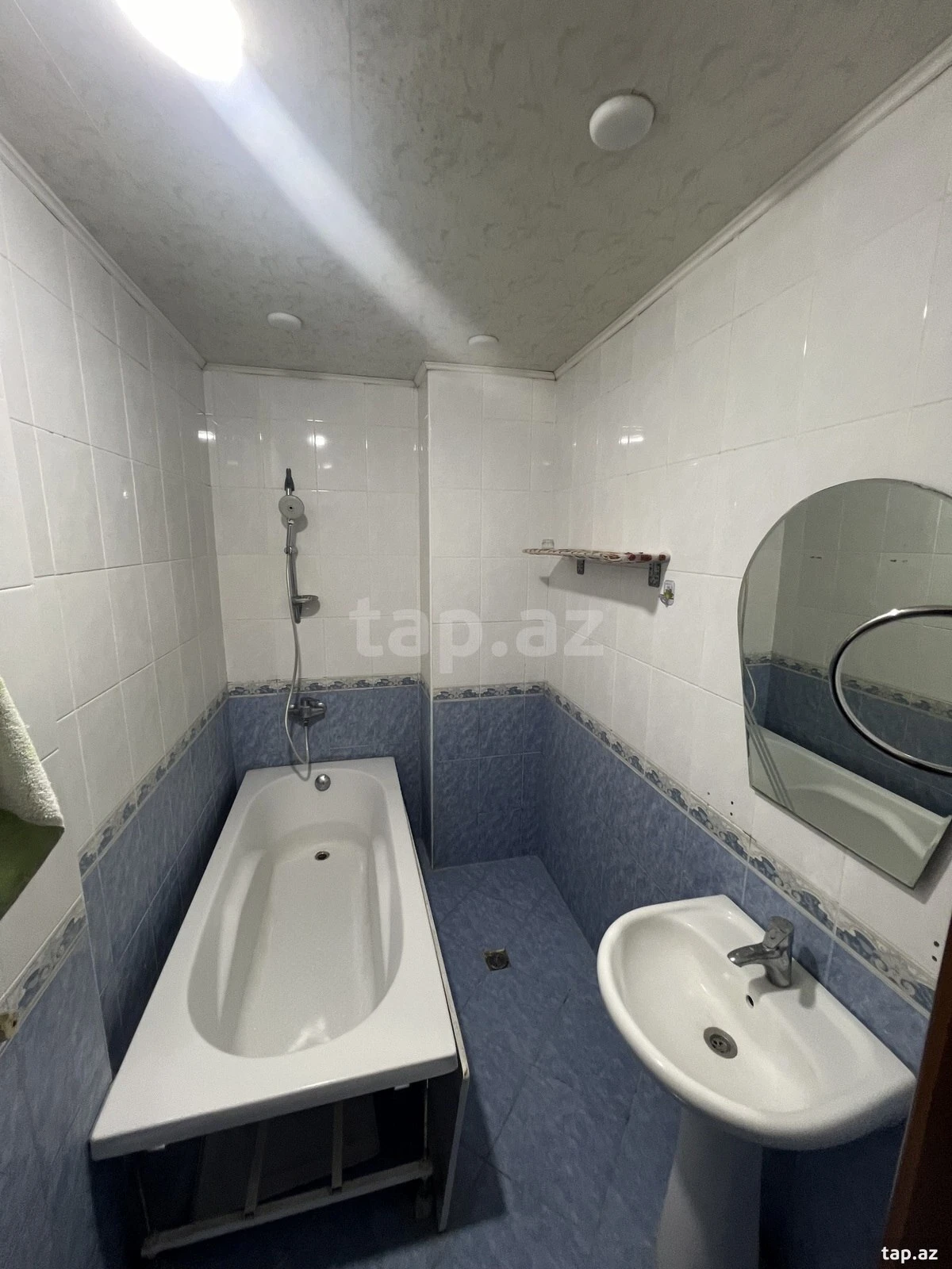 Kirayə verilir 2 otaqlı yeni tikili 85 m²