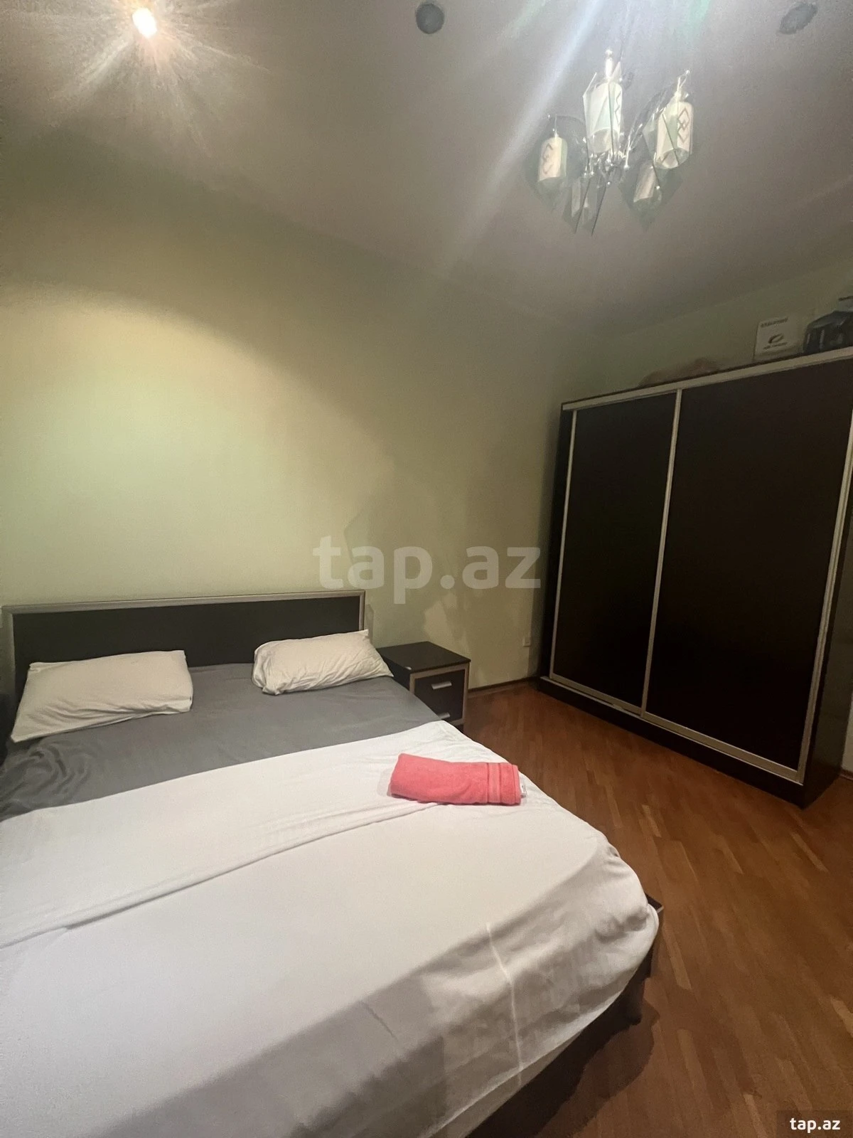 Kirayə verilir 2 otaqlı yeni tikili 85 m²