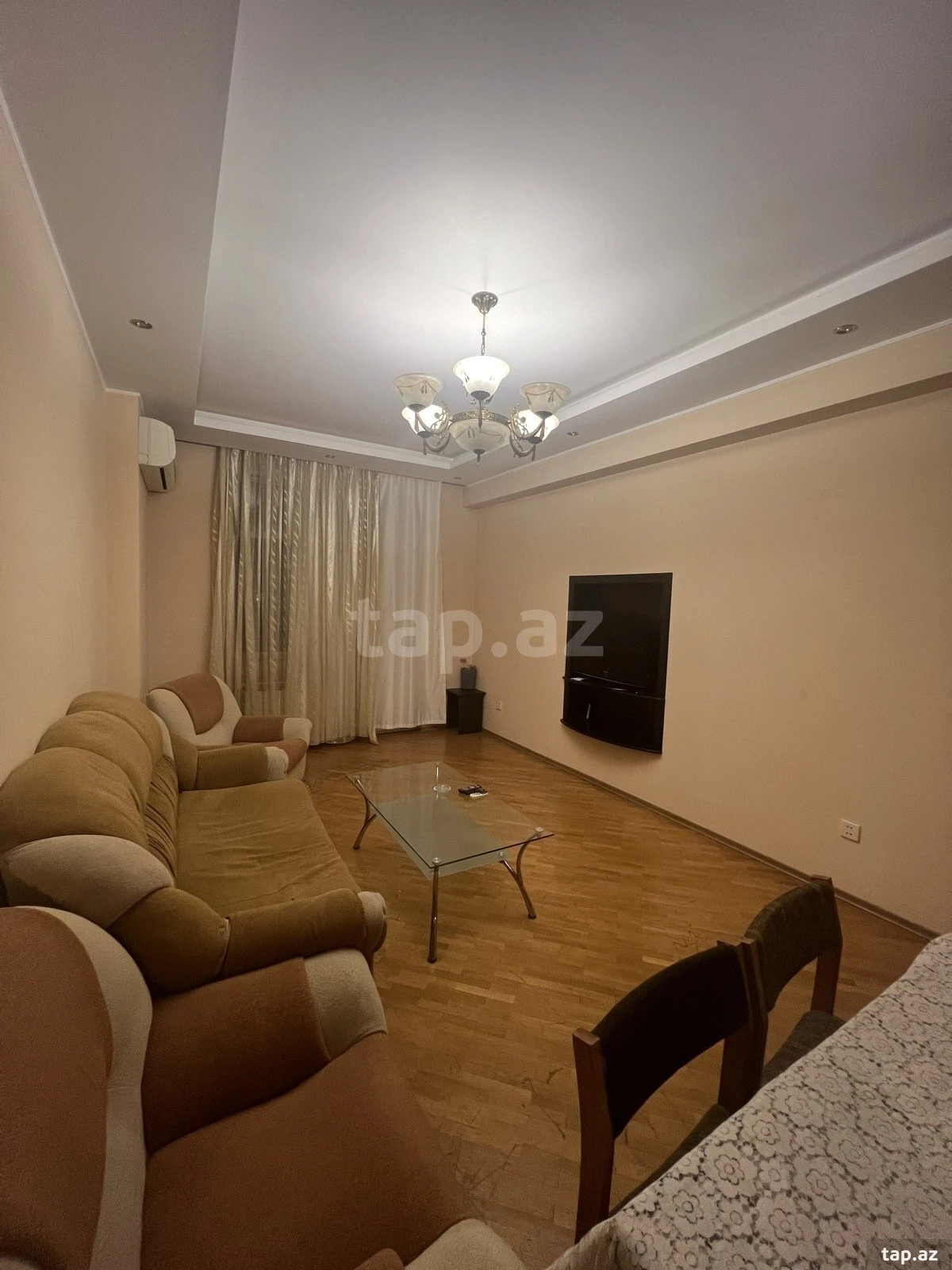 Kirayə verilir 2 otaqlı yeni tikili 85 m²