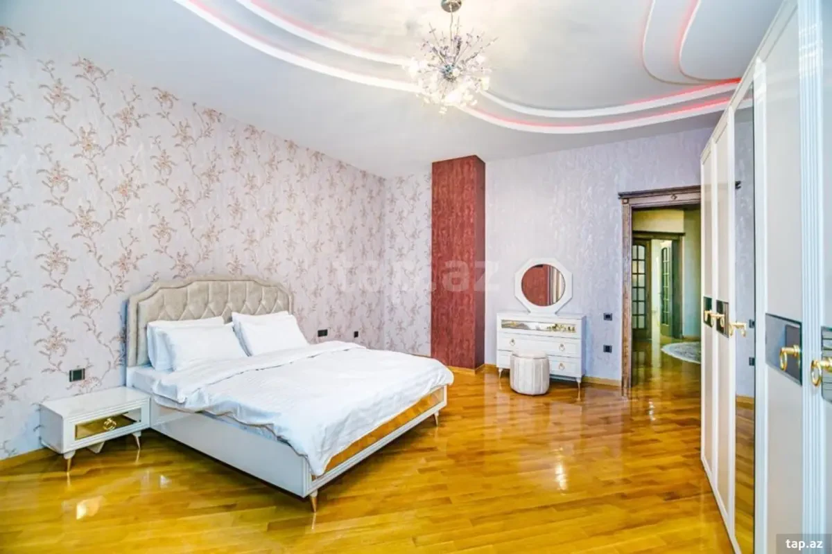 Kirayə verilir 2 otaqlı yeni tikili 107 m²