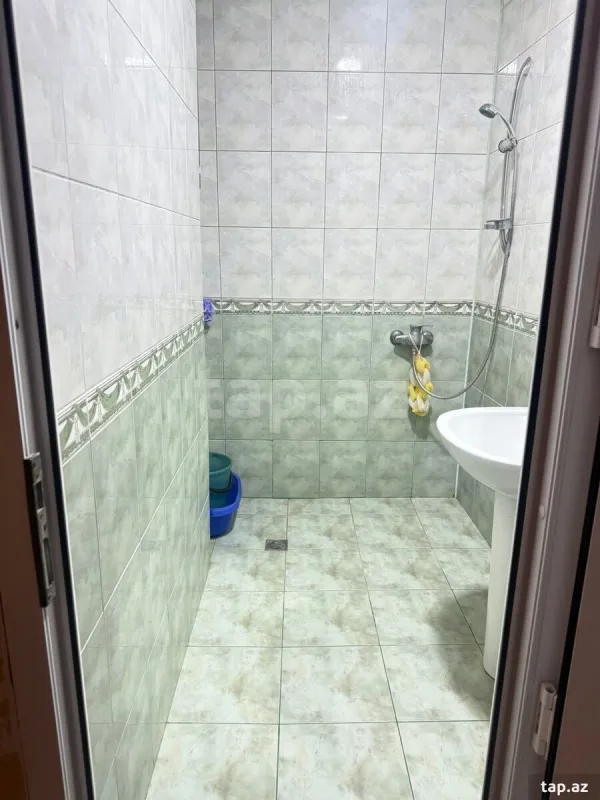 Satılır 4 otaqlı mənzil 87 m²