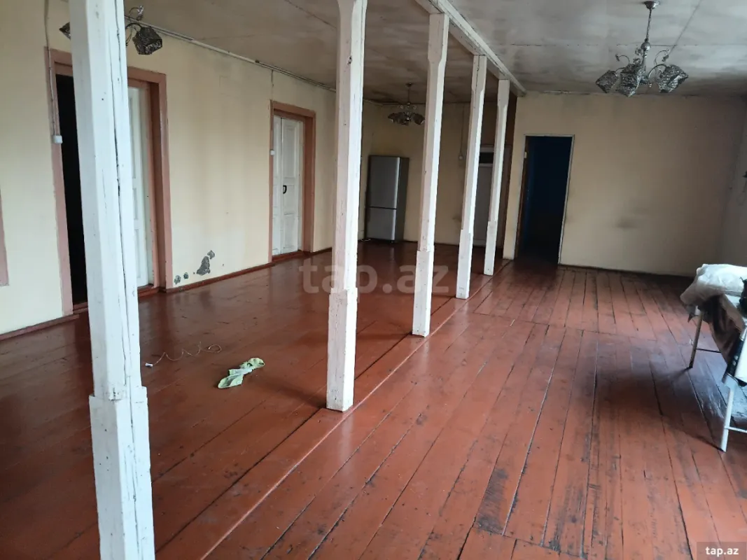 Satılır 4 otaqlı həyət evi