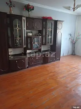 Satılır 4 otaqlı həyət evi