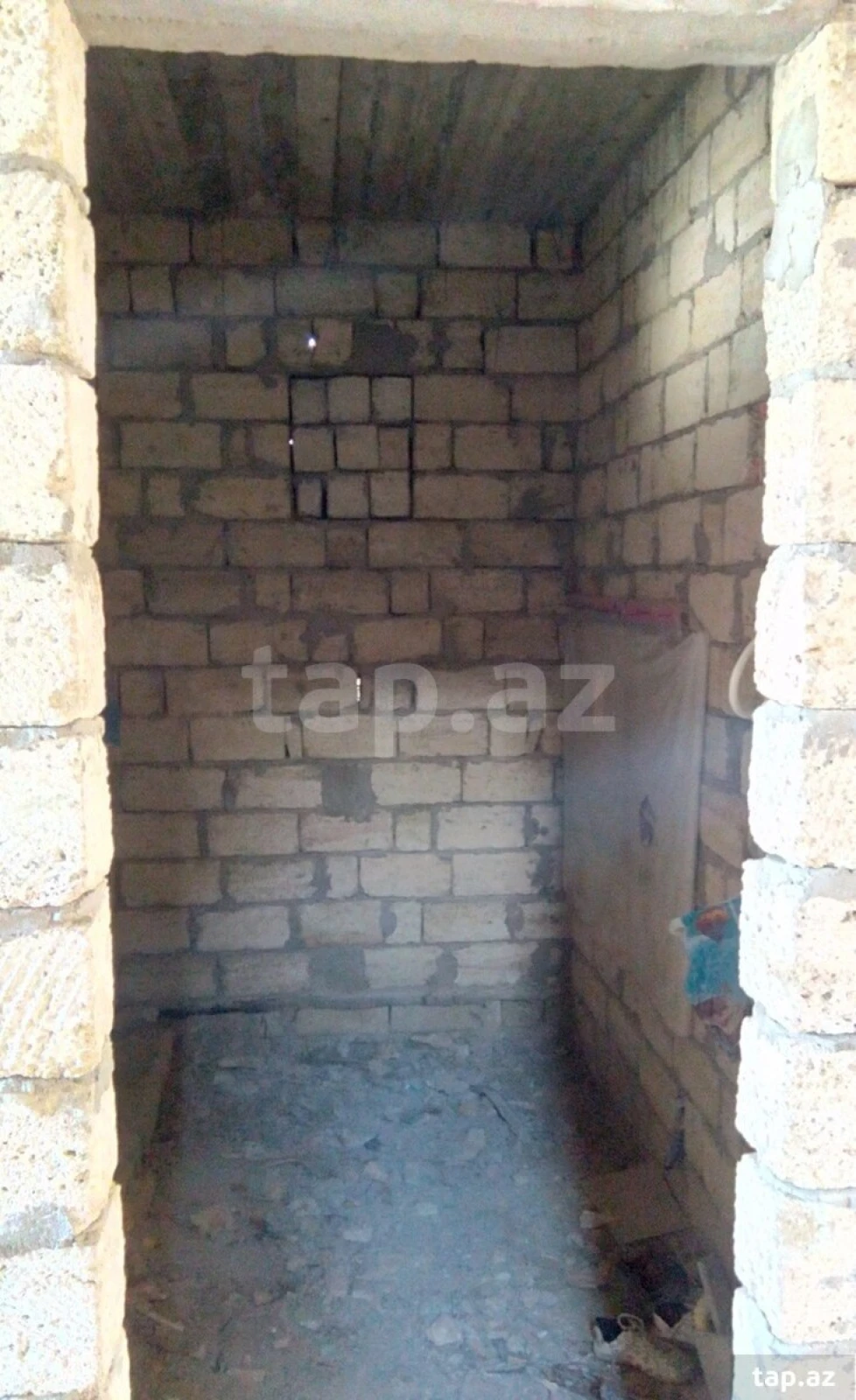 Satılır 6 otaqlı həyət evi