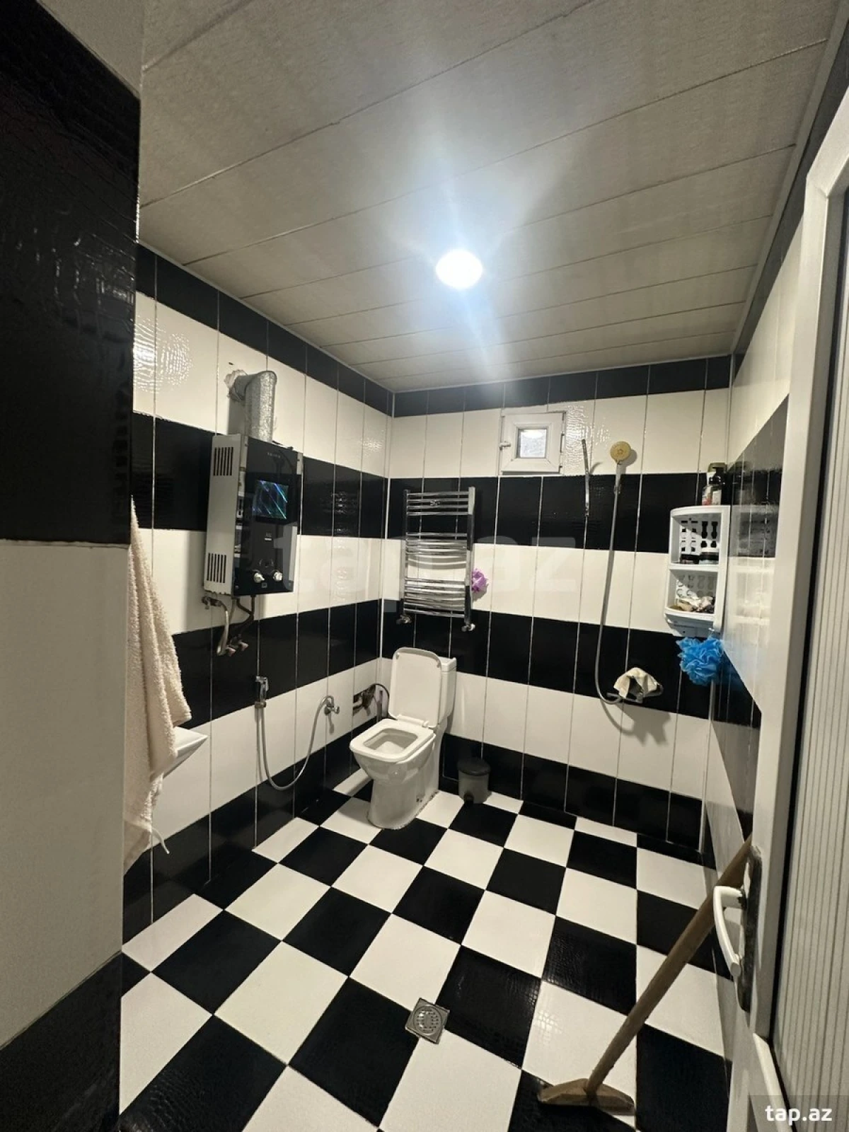 Satılır 3 otaqlı həyət evi