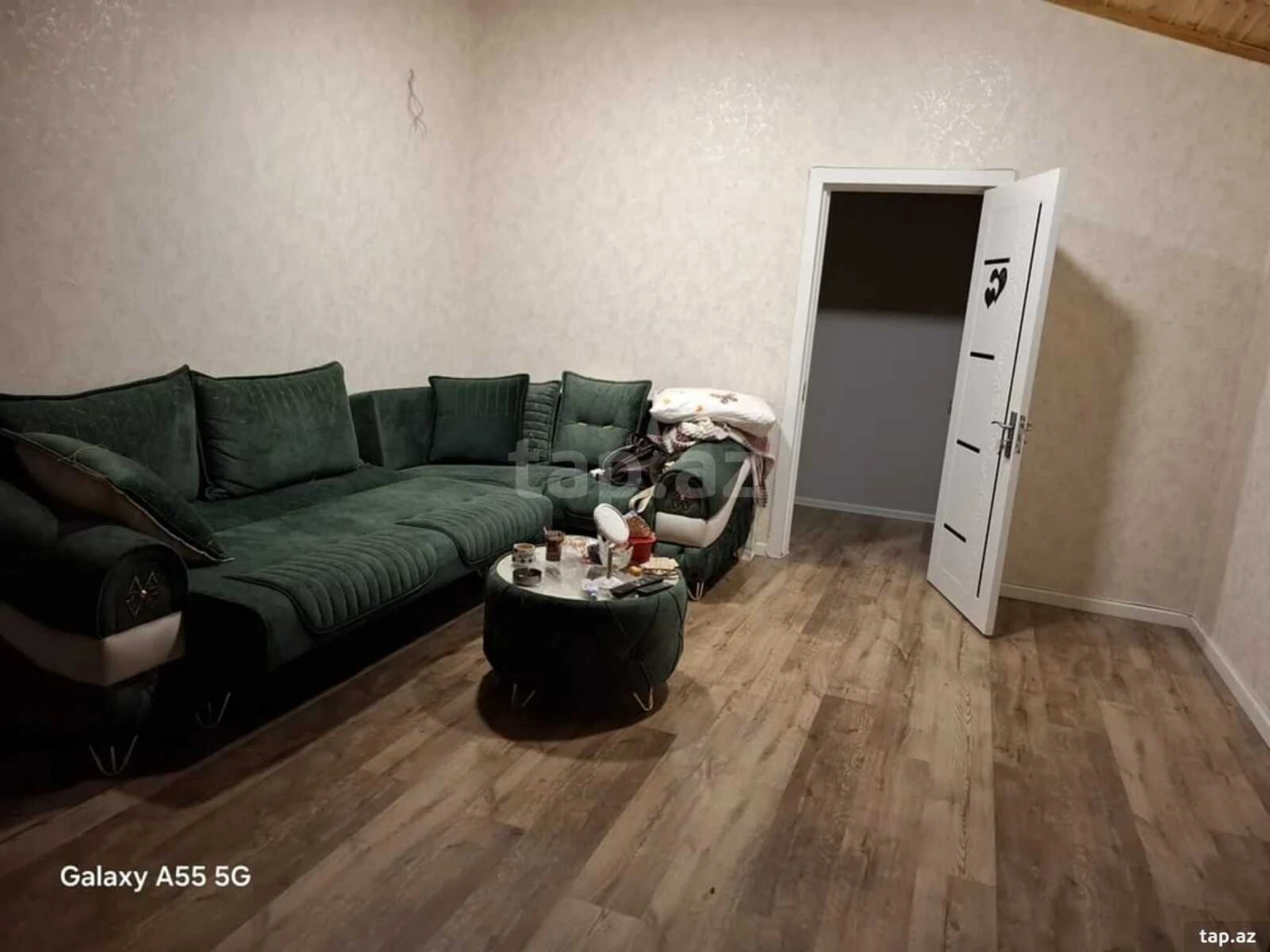 Satılır 2 otaqlı yeni tikili 70 m²