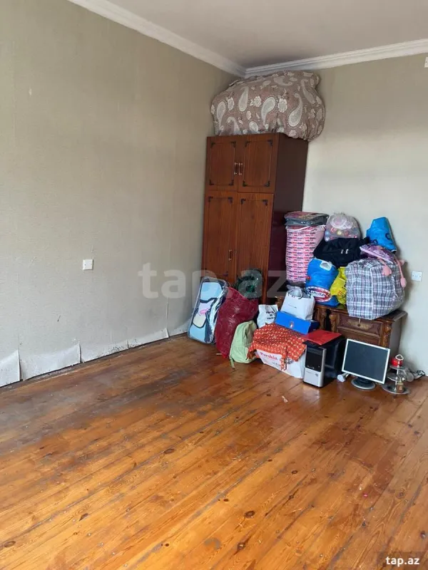 Satılır 3 otaqlı həyət evi