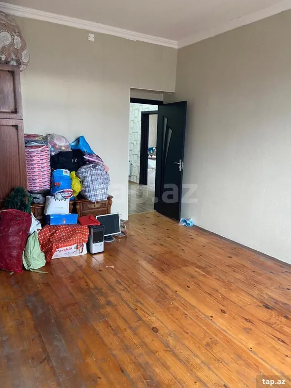 Satılır 3 otaqlı həyət evi