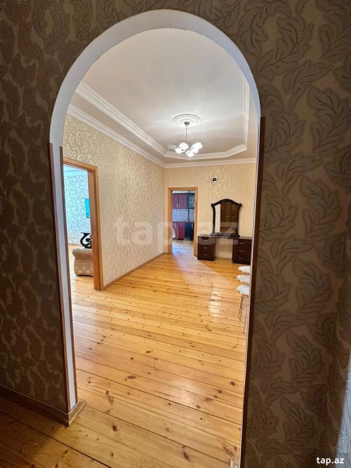 Kirayə verilir 3 otaqlı yeni tikili 105 m²