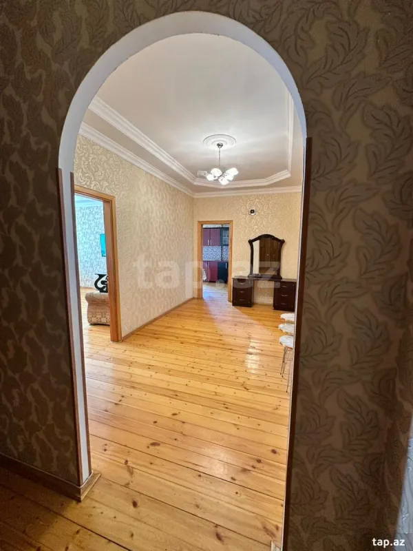 Kirayə verilir 3 otaqlı yeni tikili 105 m²