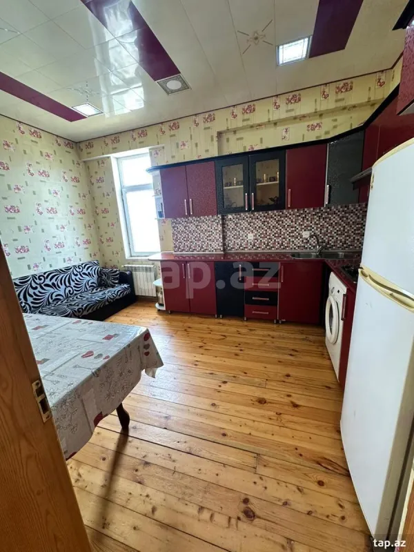 Kirayə verilir 3 otaqlı yeni tikili 105 m²