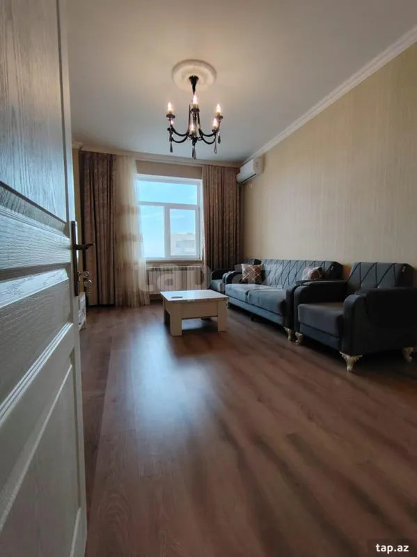 Kirayə verilir 4 otaqlı yeni tikili 110 m²