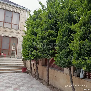 Satılır 4 otaqlı həyət evi 180 m²