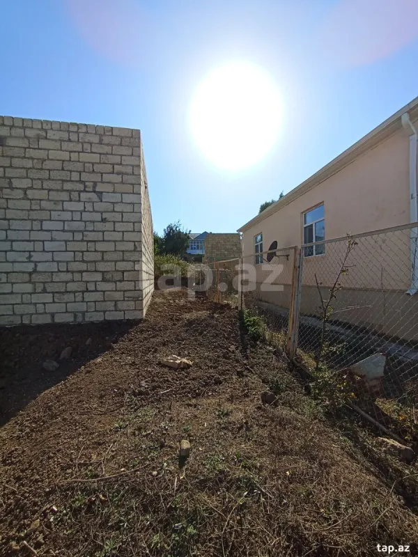 Satılır 3 otaqlı həyət evi