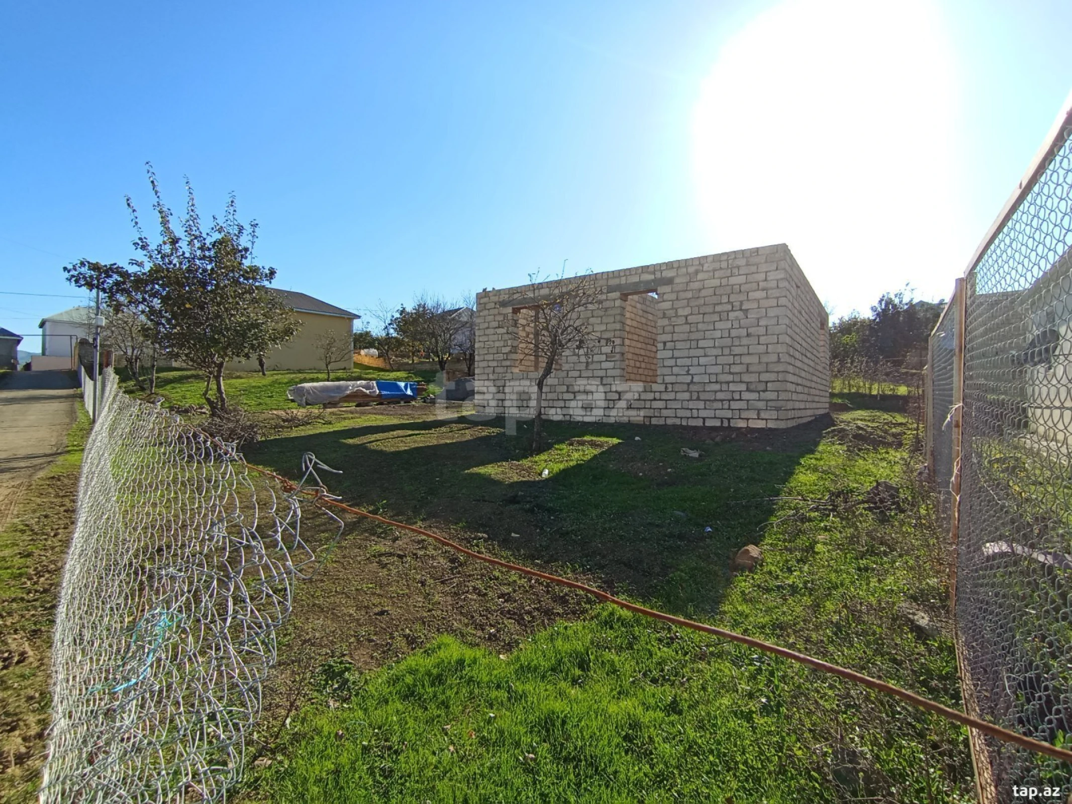 Satılır 3 otaqlı həyət evi