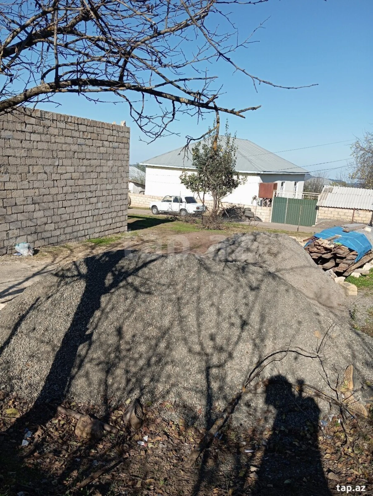 Satılır 3 otaqlı həyət evi