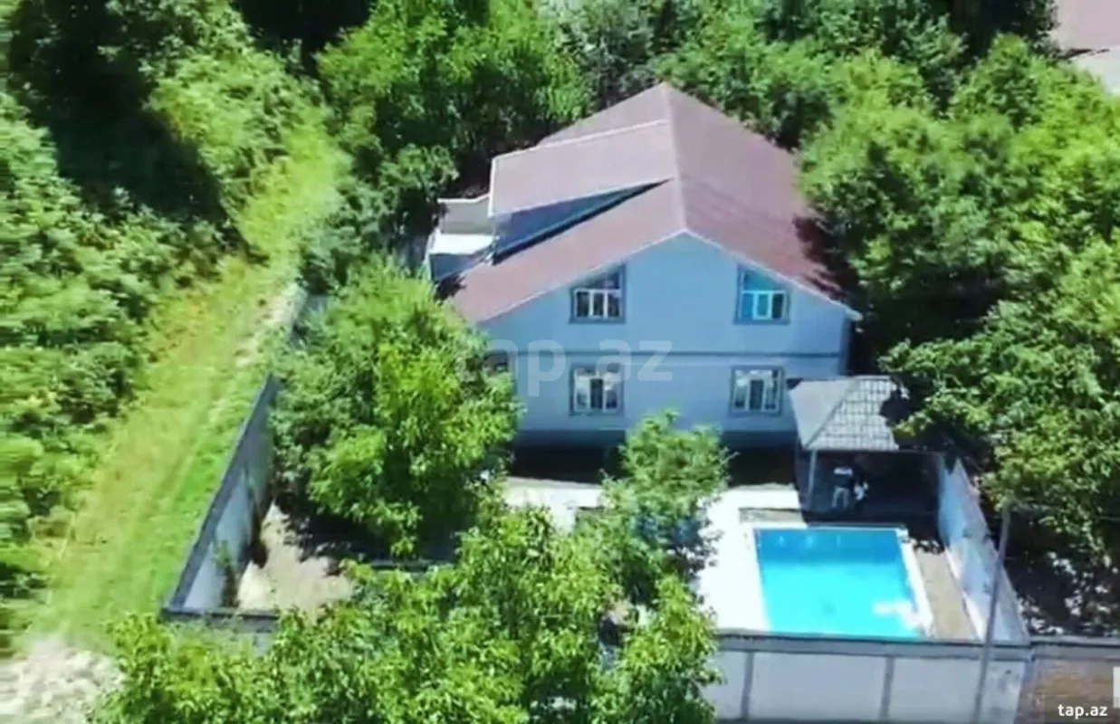 Kirayə verilir 4 otaqlı həyət evi