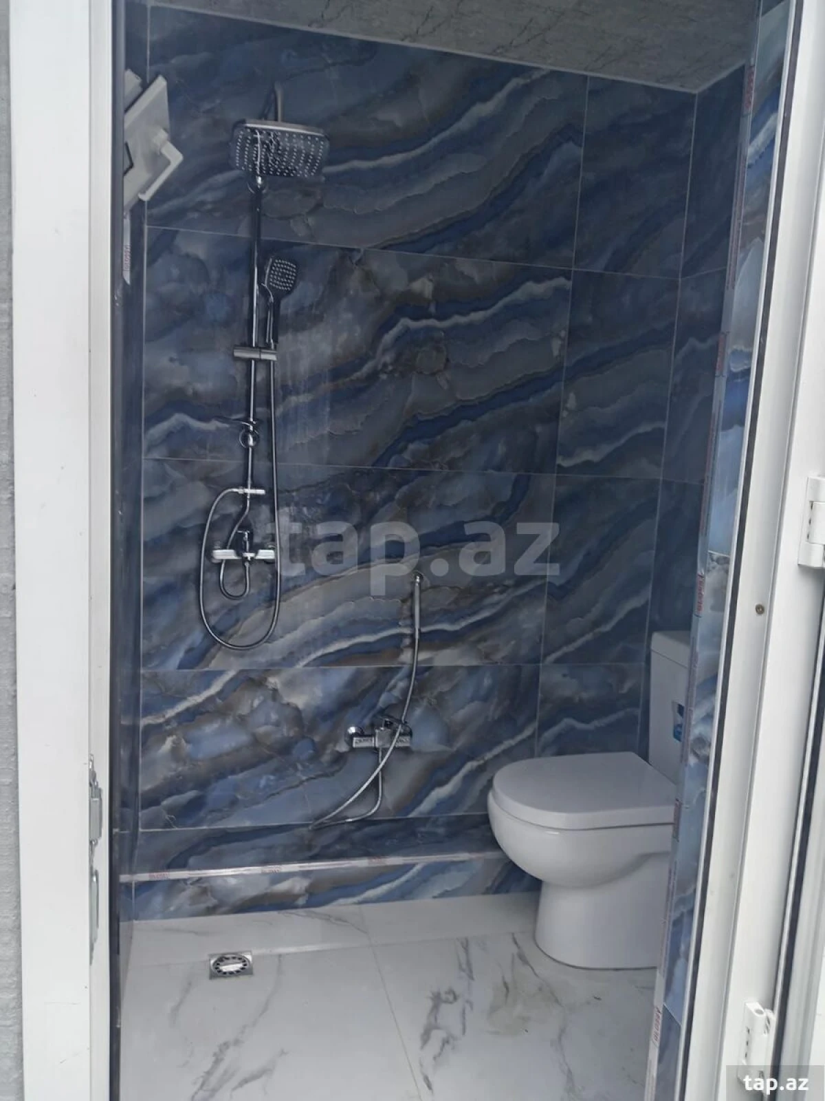 Kirayə verilir 4 otaqlı həyət evi