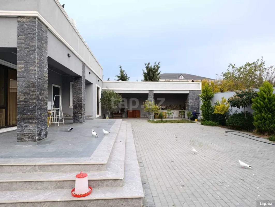 Satılır 5 otaqlı həyət evi 130 m²